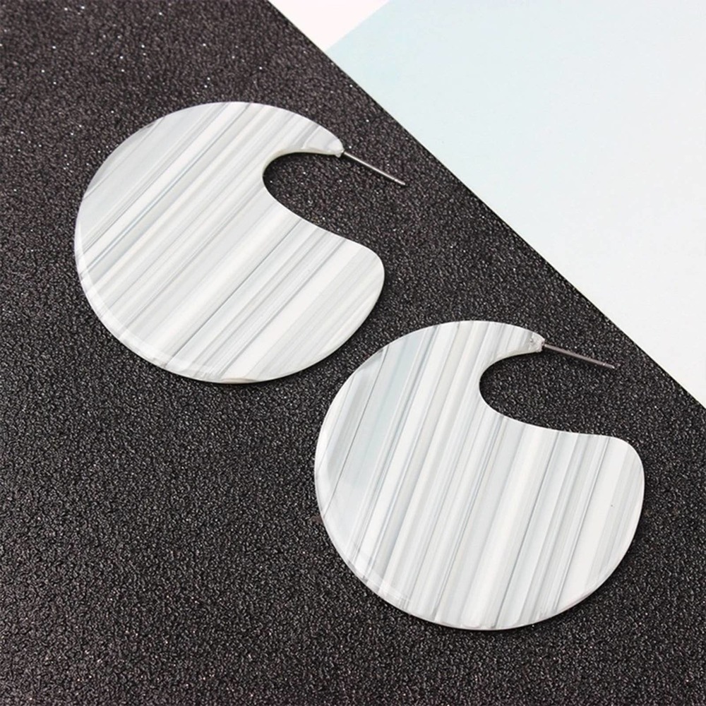 Retro Fashion Chunky White Striped Earrings